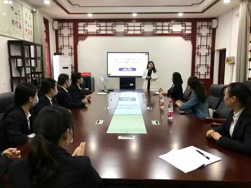 德信在线官网：服务地方再发力 开展外语及外事礼仪培训